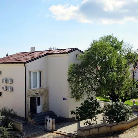Haus Pobi 아파트 *